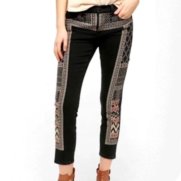 Tribal Embroidered Gray-Black Mid Rise Twig Ankle Jeans - Picture 1 of 13